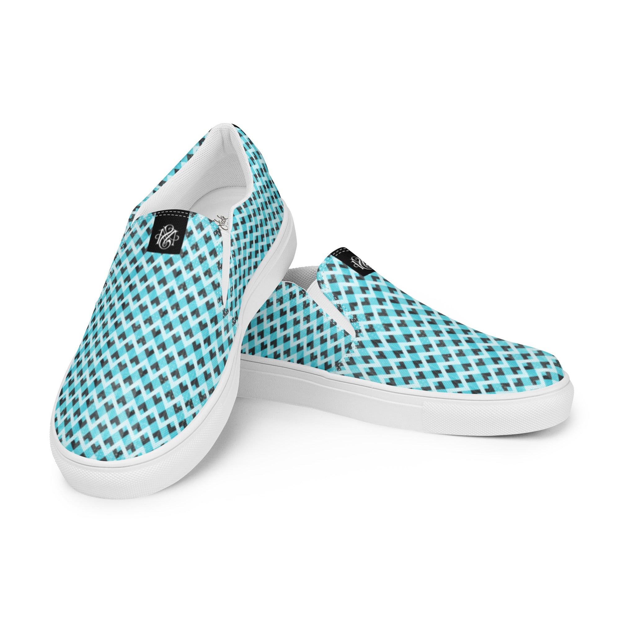 Women’s slip-on canvas shoes